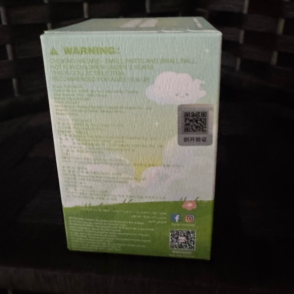 Authentic Dimoo by your side - Picture 2 of 2